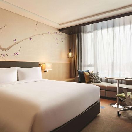 Hilton Garden Inn דאנדונג מראה חיצוני תמונה