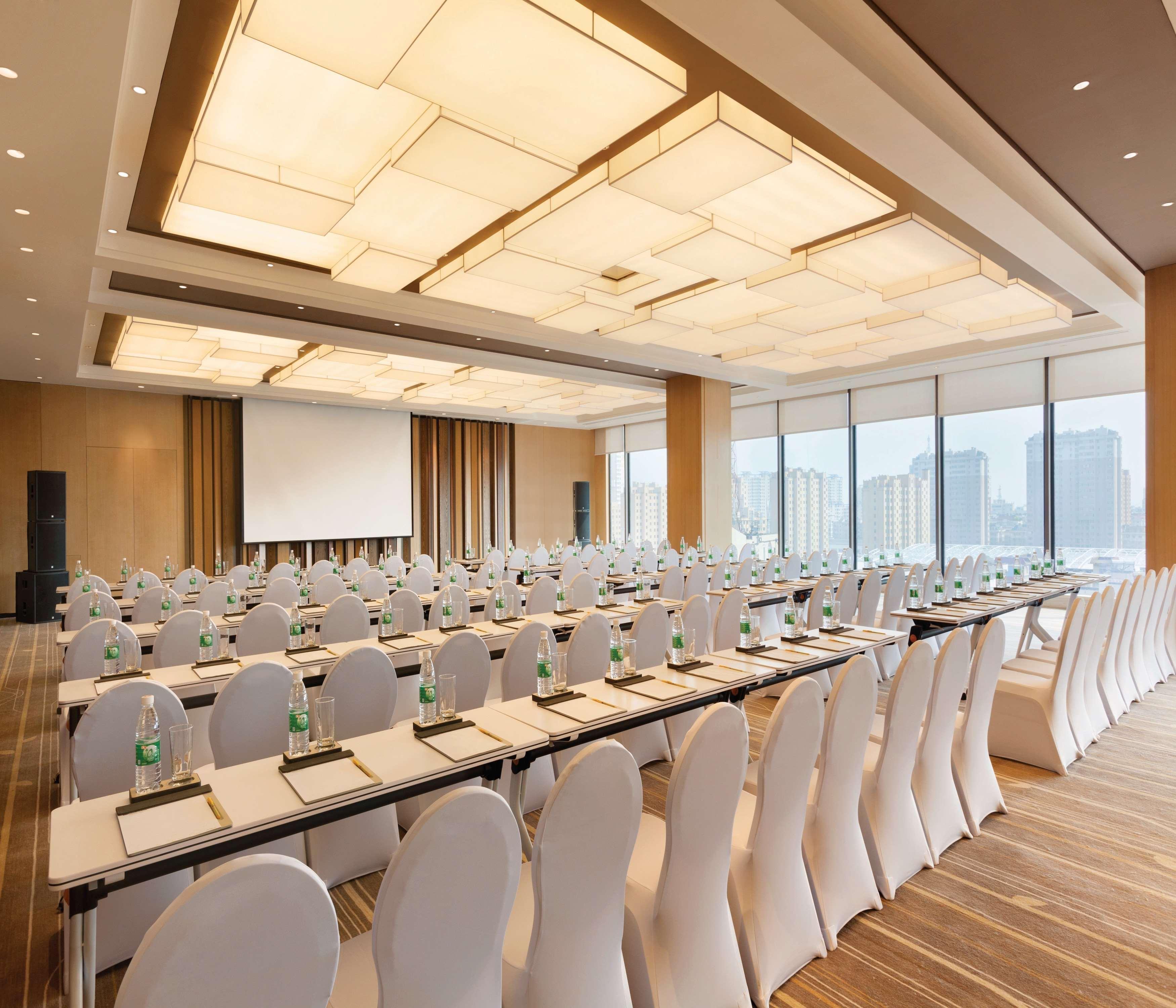 Hilton Garden Inn דאנדונג מראה חיצוני תמונה