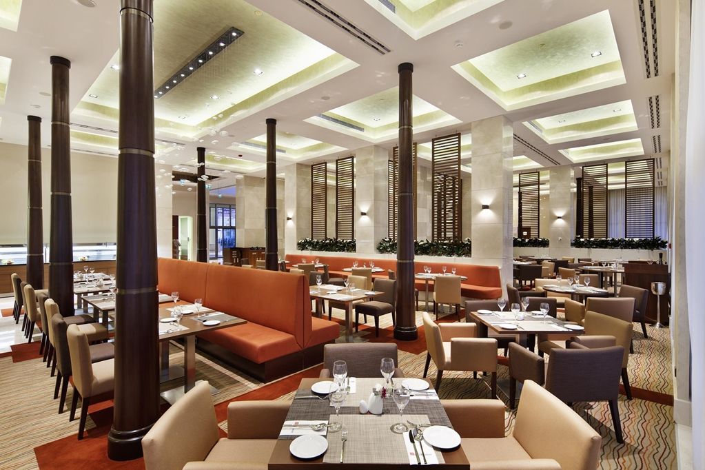 Hilton Garden Inn דאנדונג מסעדה תמונה