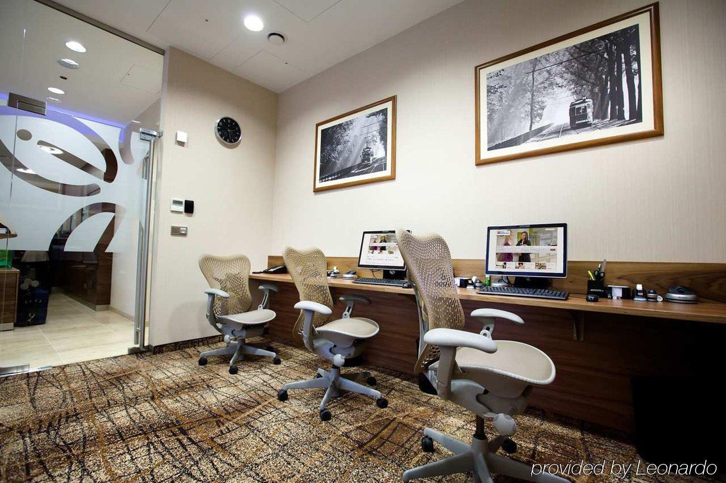 Hilton Garden Inn דאנדונג מראה חיצוני תמונה